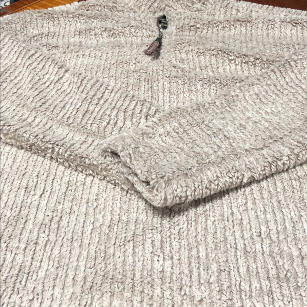 True Grit pullover - Picture 2 of 7